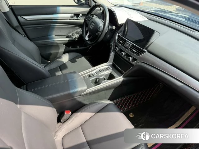 Honda Accord id 4278809 из Китая 8