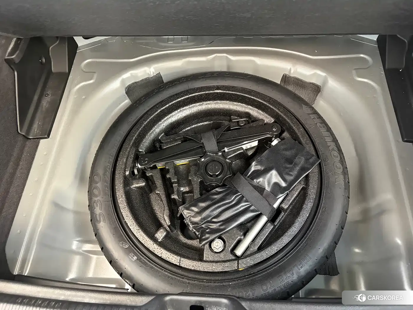 Audi Q2L id 4545644 из Китая 19