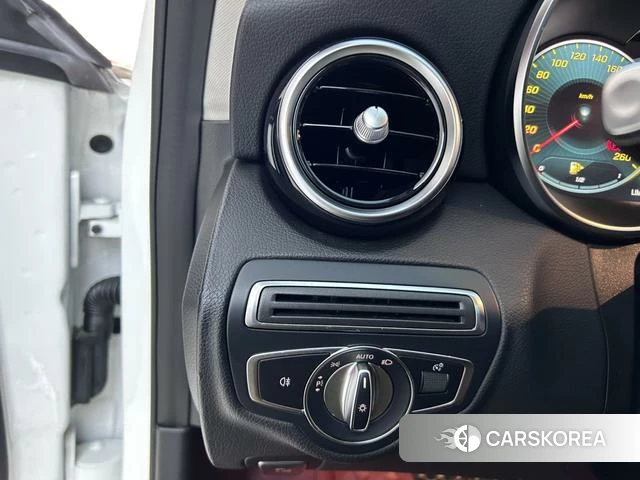 Mercedes-Benz Class C id 4216277 из Китая 28