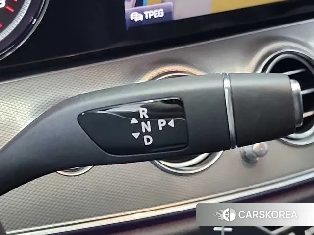 Mercedes-Benz E-Class W213 id 3677153 из Кореи 18