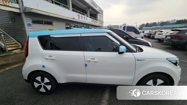 Kia Soul EV id 3526455 из Кореи 18