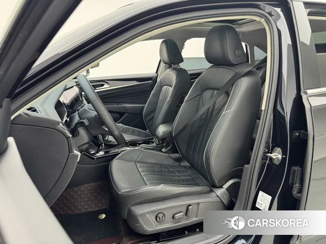 Volkswagen Passat id 4258660 из Китая 26