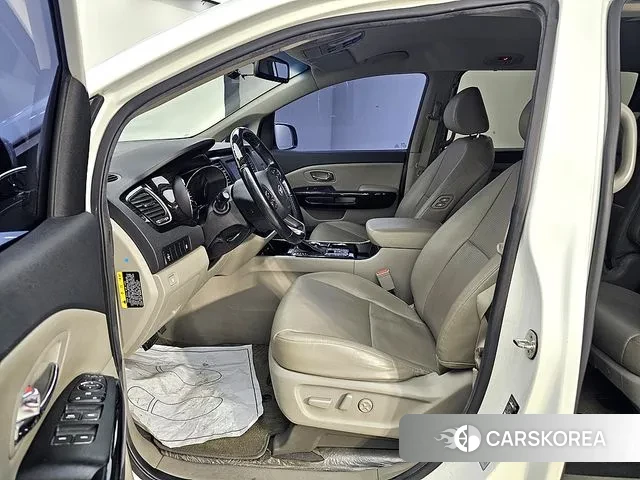 Kia The New Carnival id 3592946 из Кореи 18