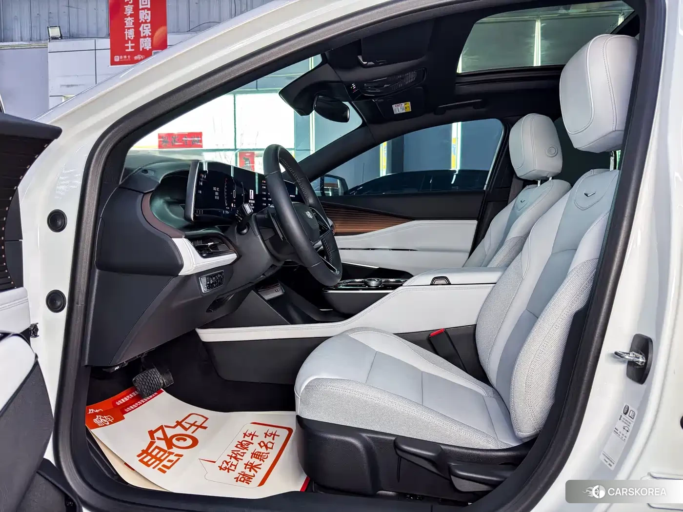 Cadillac GT4 id 4554023 из Китая 9