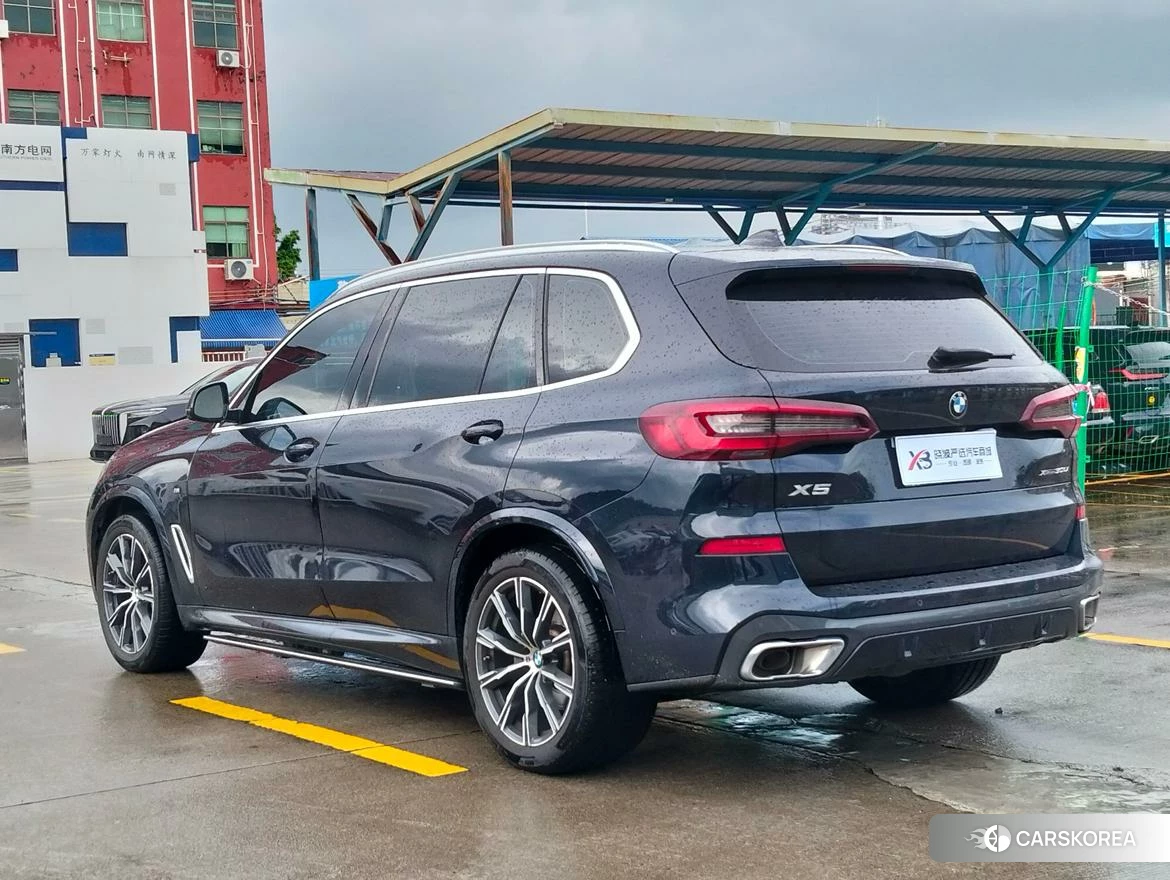 BMW X5 id 4485296 из Китая 14