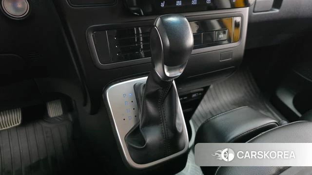 Hyundai Staria id 4922678 из Кореи 30