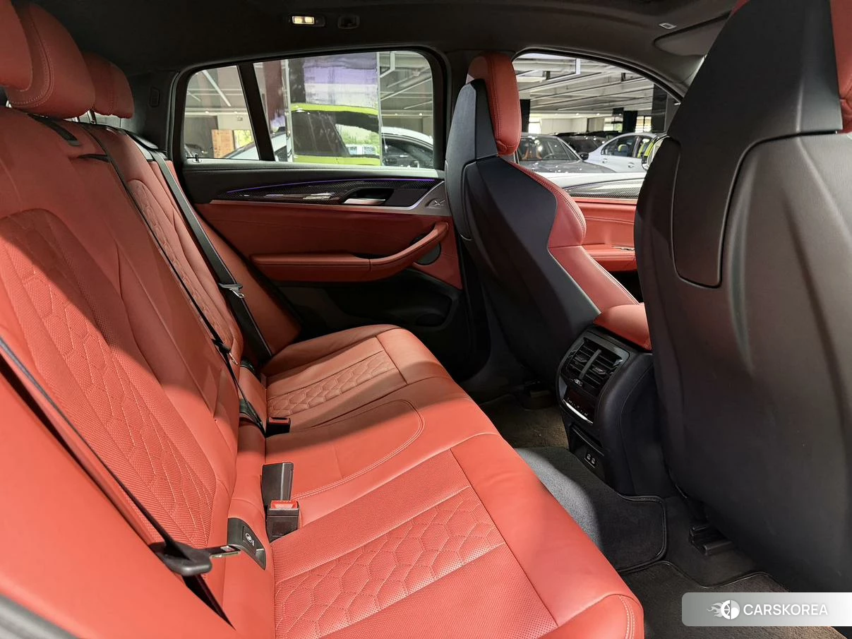 BMW X4 M id 4440575 из Китая 13