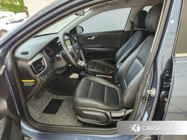 Kia Stonic id 4662772 из Кореи 18