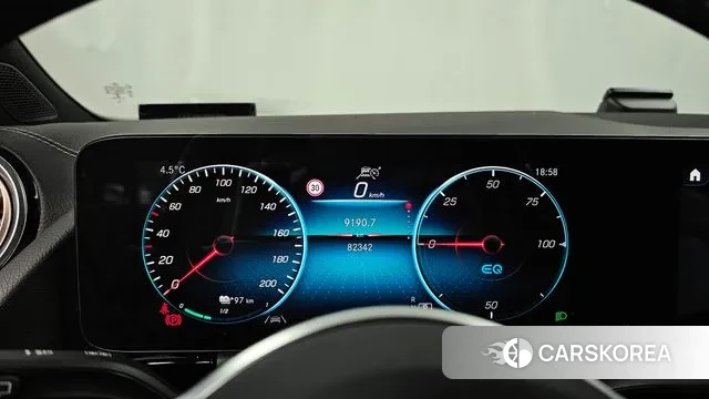 Mercedes-Benz EQA H243 id 3524837 из Кореи 18