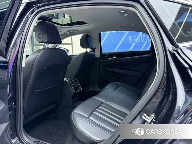 Volkswagen Passat id 4208018 из Китая 9