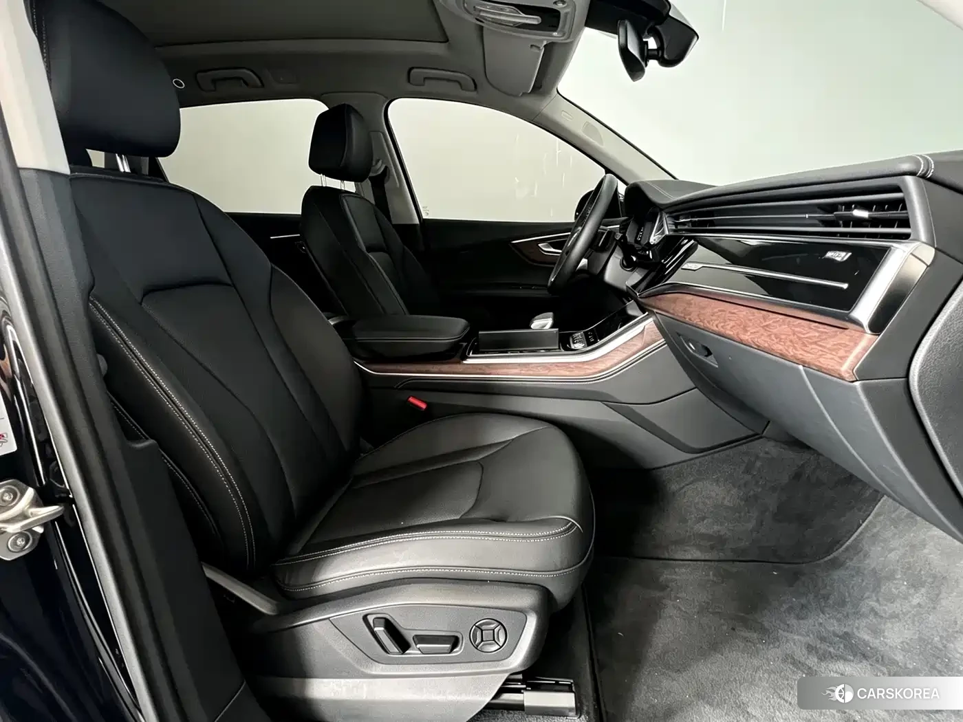 Audi Q7 id 4607056 из Китая 17