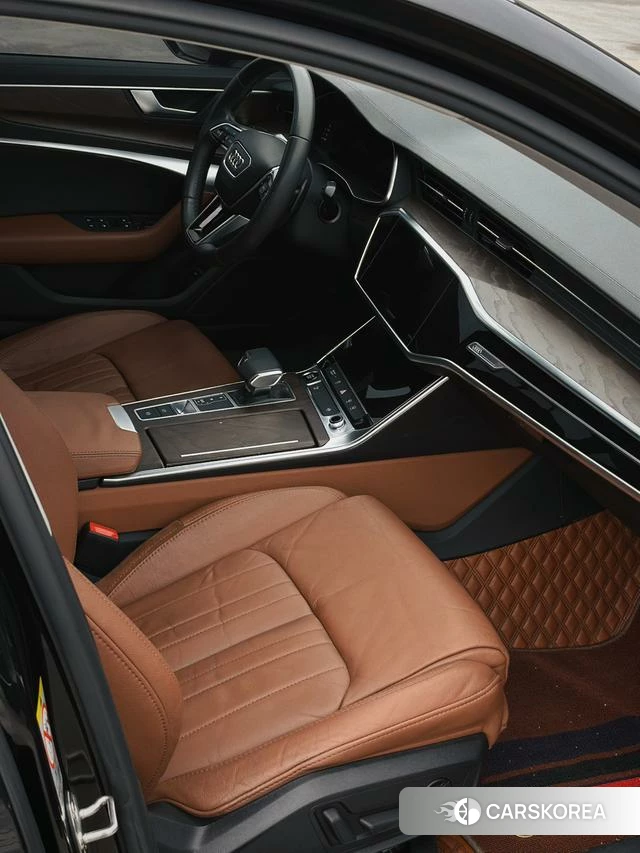 Audi A6L id 4313396 из Китая 10