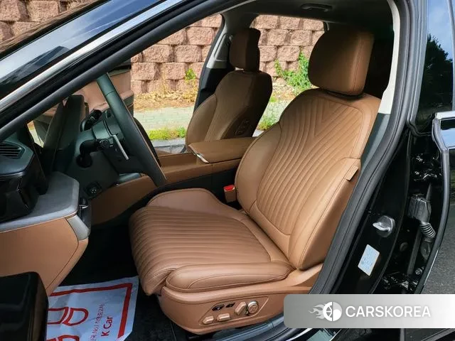 Hyundai Grandeur (GN7) id 3082032 из Кореи 18