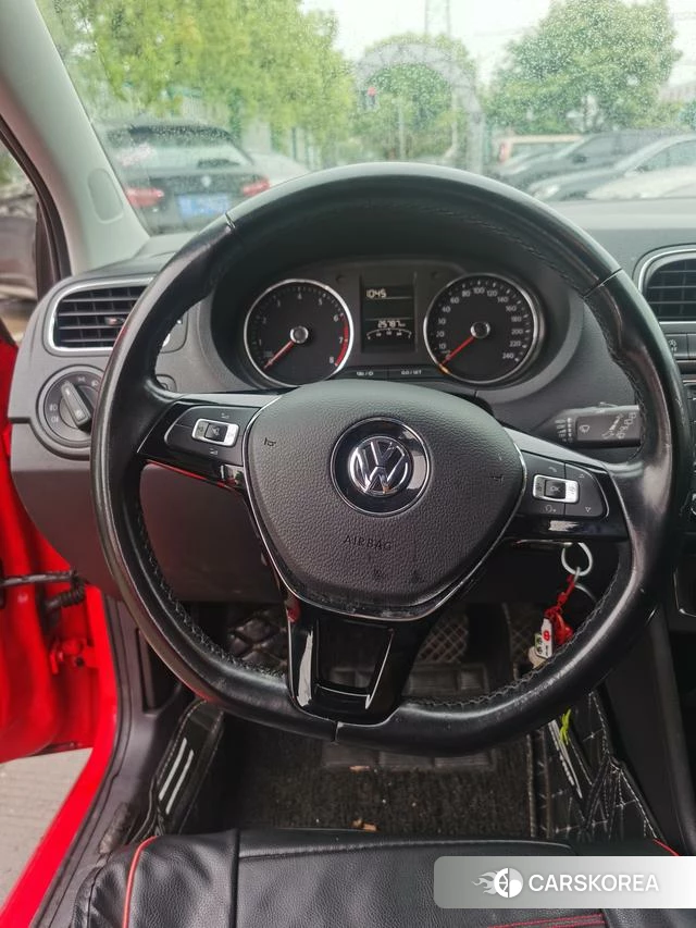 Volkswagen Polo id 4240482 из Китая 24