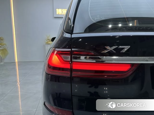 BMW X7 id 4256284 из Китая 13