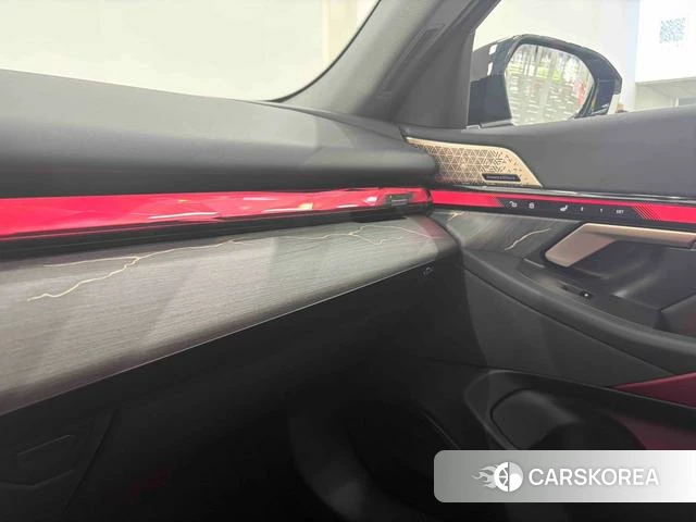 BMW 5 series id 4265702 из Китая 23