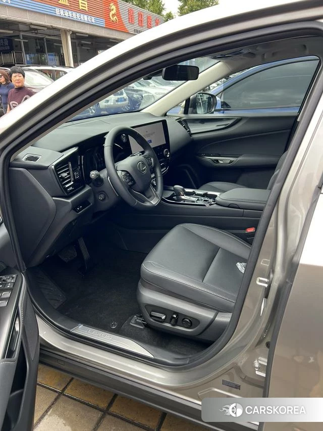 Lexus NX PHEV id 4272356 из Китая 15