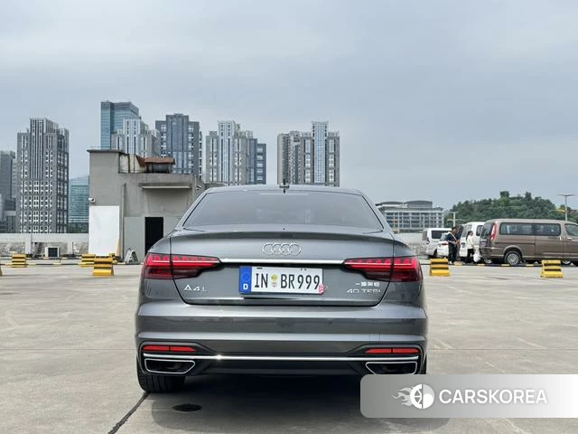 Audi A4L id 4276470 из Китая 16