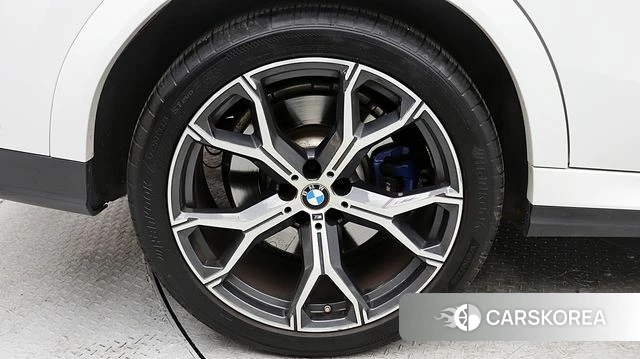 BMW X6 (G06) id 3865980 из Кореи 18