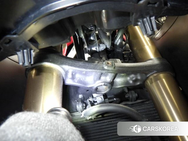 Проданный Honda CBR650R id 3997879 из Японии, фото 22