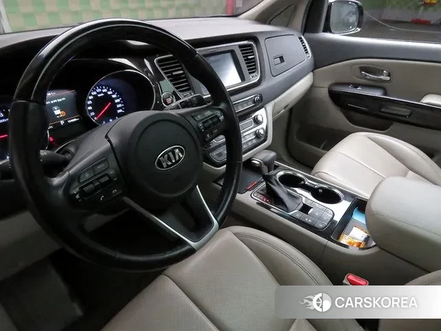 Kia The New Carnival id 3018985 из Кореи 18