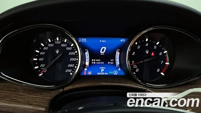 Maserati Quattroporte id 2311915 из Кореи 18