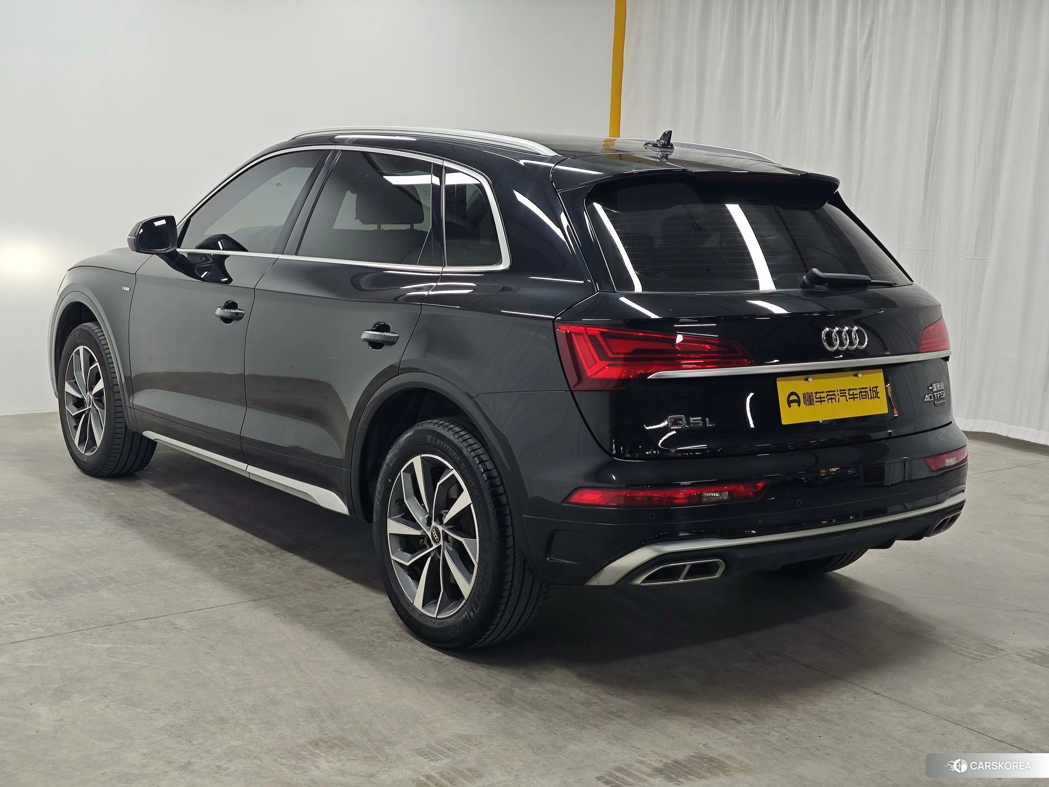 Audi Q5L id 4407460 из Китая 18