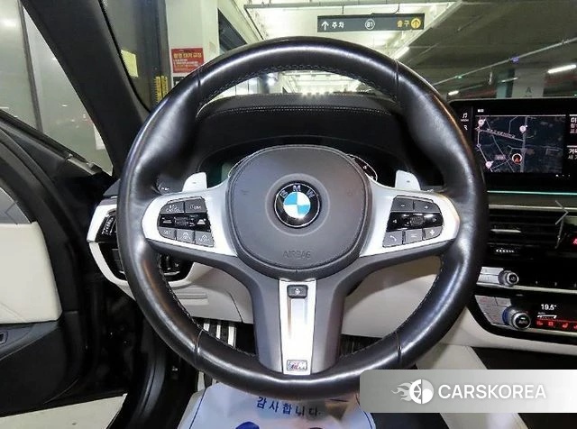 BMW 5 Series (G30) id 4196232 из Кореи 8