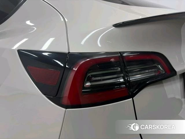 Tesla Model Y id 4215233 из Китая 18