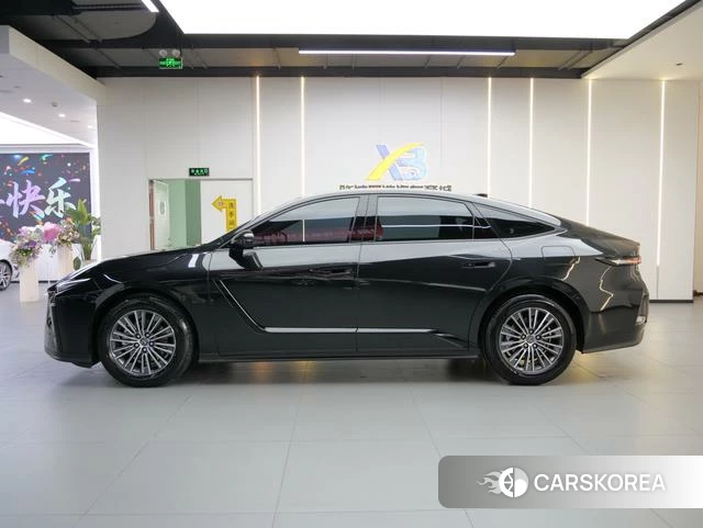 Lexus ES id 4298507 из Китая 18