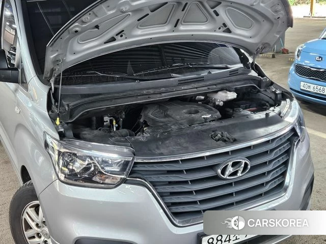 Hyundai The New Grand Starex id 4703328 из Кореи 18