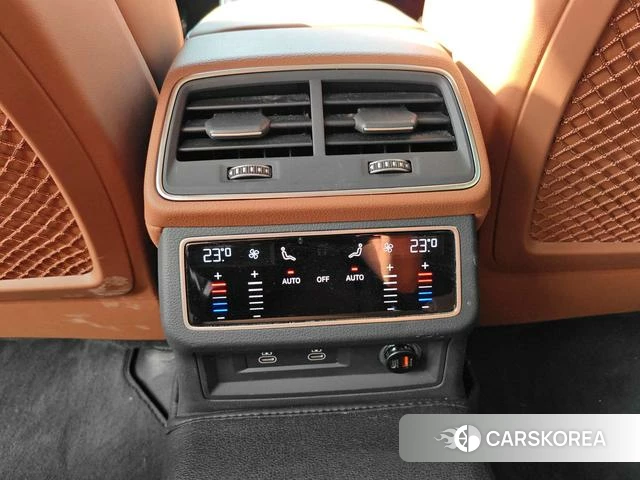 Audi A6L id 4348962 из Китая 13