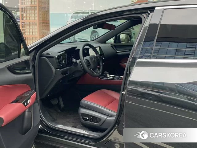 Lexus NX id 4261277 из Китая 8
