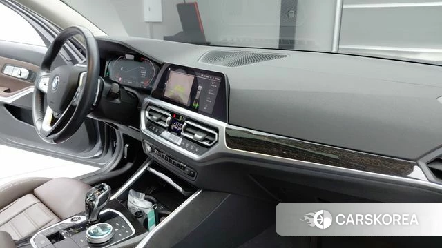 BMW 3 Series (G20) id 3856471 из Кореи 18