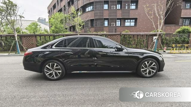 Mercedes-Benz E-class id 4271450 из Китая 14