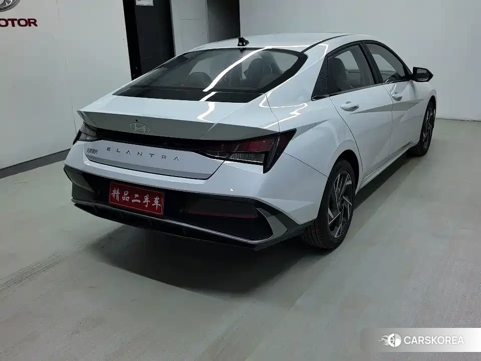 Hyundai Elantra id 4664394 из Китая 9