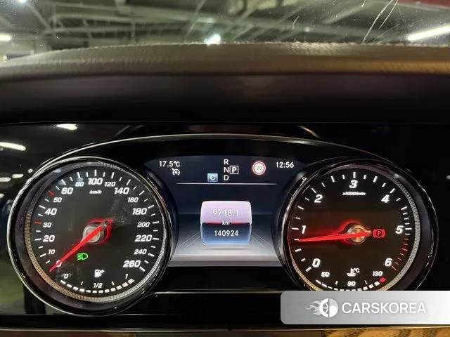 Mercedes-Benz E-Class W213 id 3732871 из Кореи 18
