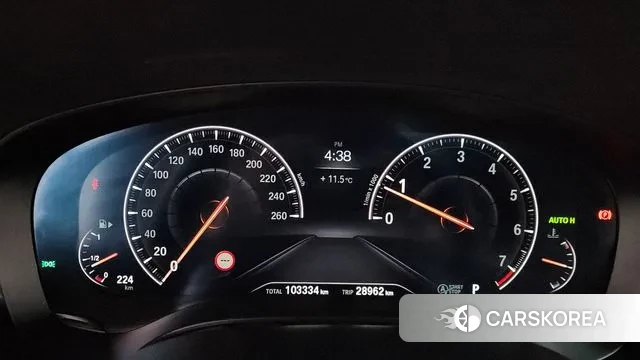 BMW 5 Series (G30) id 3499612 из Кореи 18