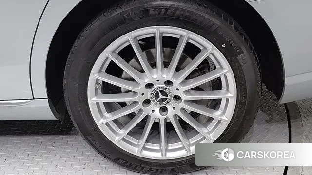 Mercedes-Benz E-Class W213 id 3669063 из Кореи 18