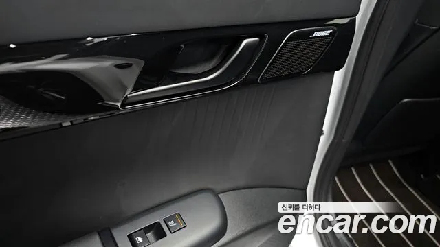 Hyundai Grandeur (GN7) id 2694681 из Кореи 18