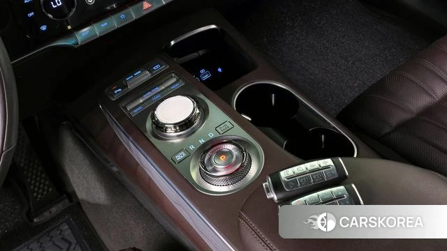 Genesis GV70 id 3793937 из Кореи 18