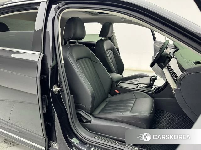 Volkswagen Passat id 4258561 из Китая 26