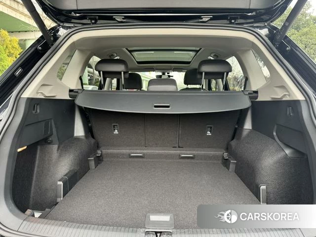 Volkswagen Tiguan L id 4300072 из Китая 11