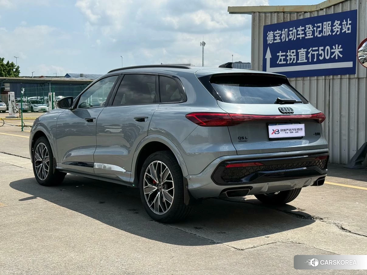 Audi Q5L id 4493158 из Китая 16