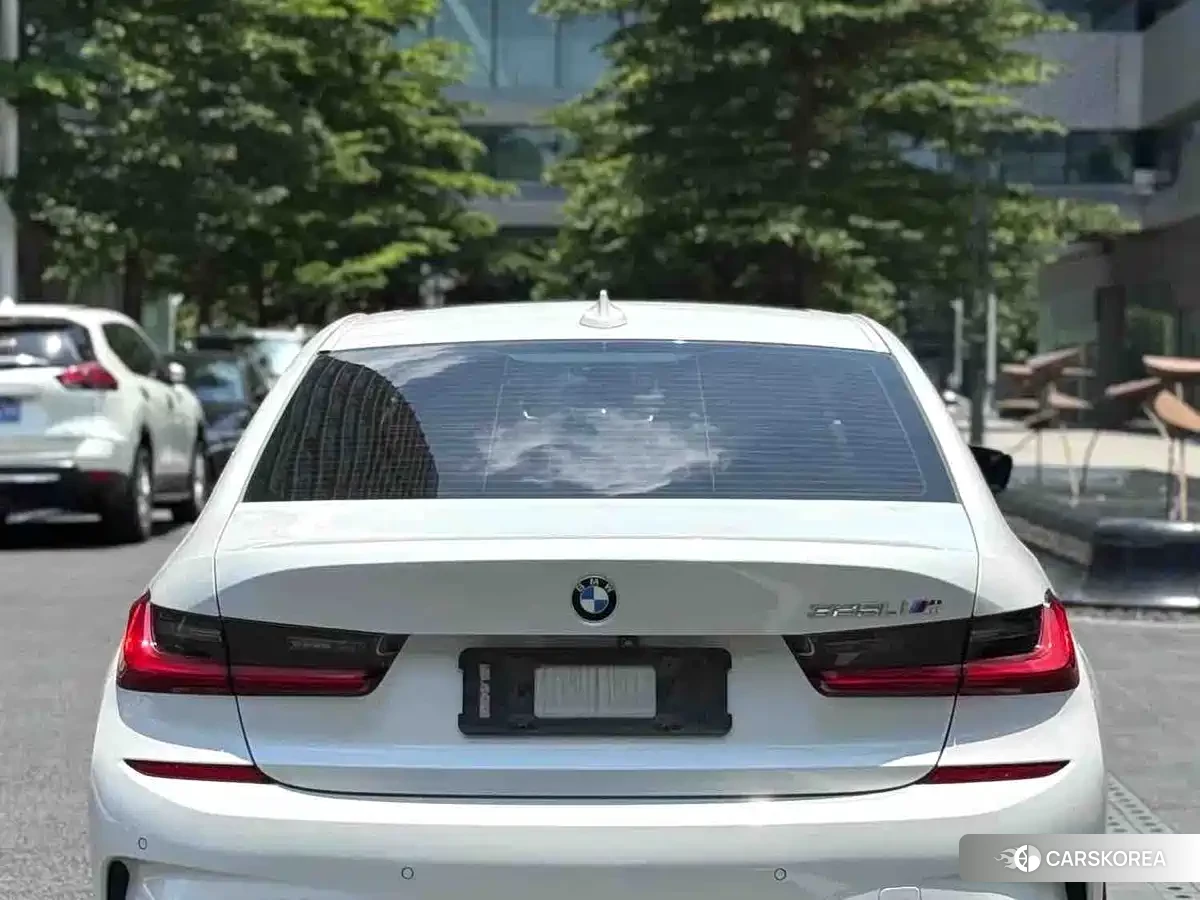 BMW 3 series id 4601963 из Китая 8
