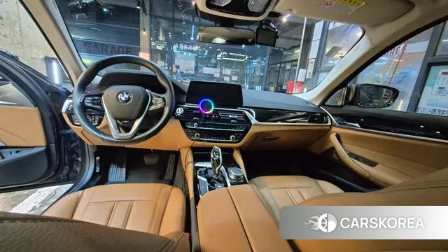 BMW 5 Series (G30) id 3474477 из Кореи 17