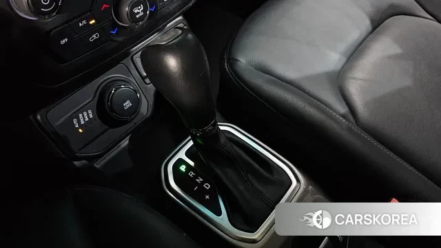 Jeep Renegade id 3281483 из Кореи 18