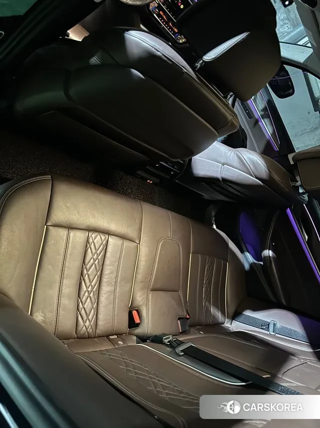 BMW 5 Series (G30) id 3448987 из Кореи 8