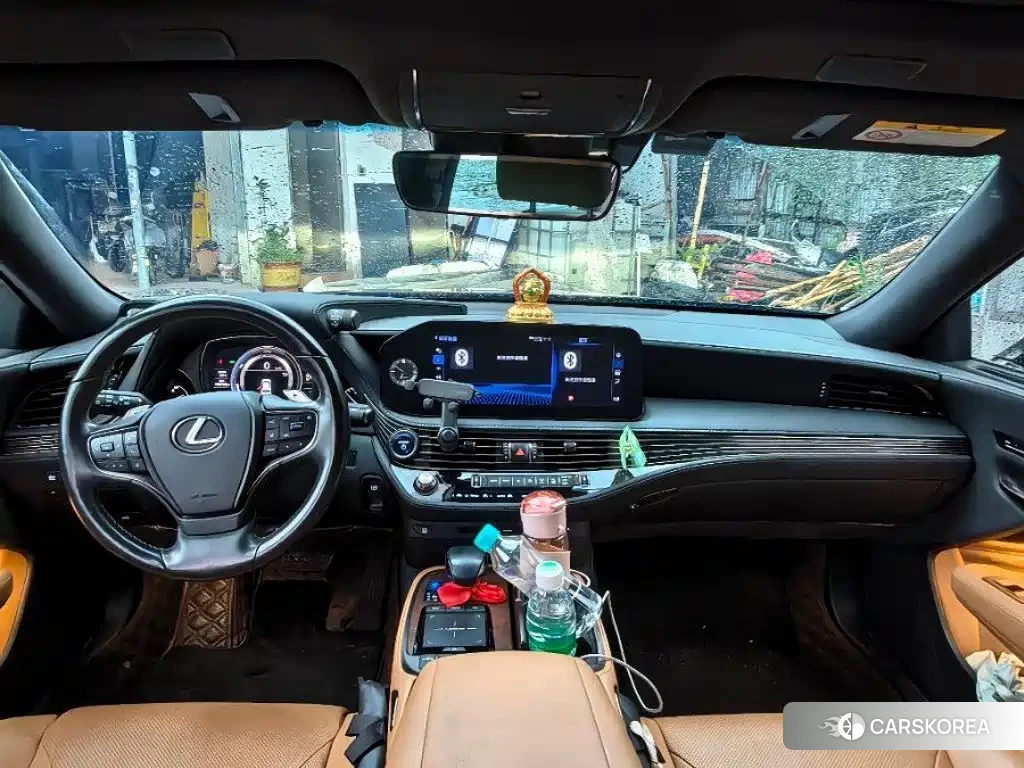 Lexus LS id 4553878 из Китая 9