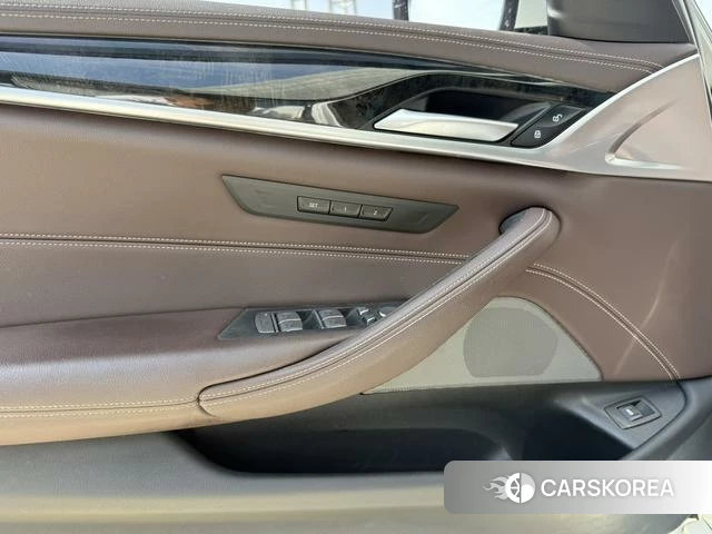BMW 5 series id 4260571 из Китая 14